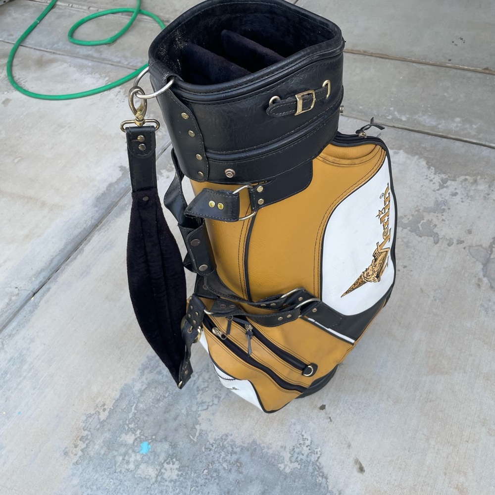 Merlin Staff Cart Bag 6 Dividers Leather in excellent condition